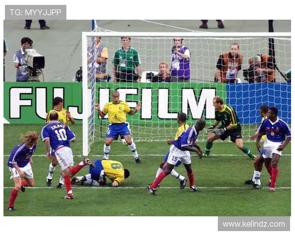 围绕1998年世界杯参赛名单回顾黄金一代风云传奇全景纪实篇章