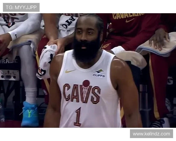 哈登加盟骑士重燃信心米切尔与哈登能否在季后赛迎来突破时刻